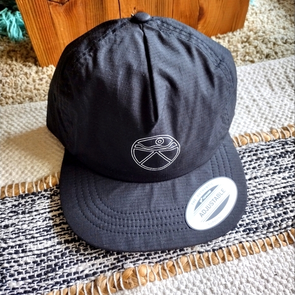 Dakine Other - Dakine black lightweight hat